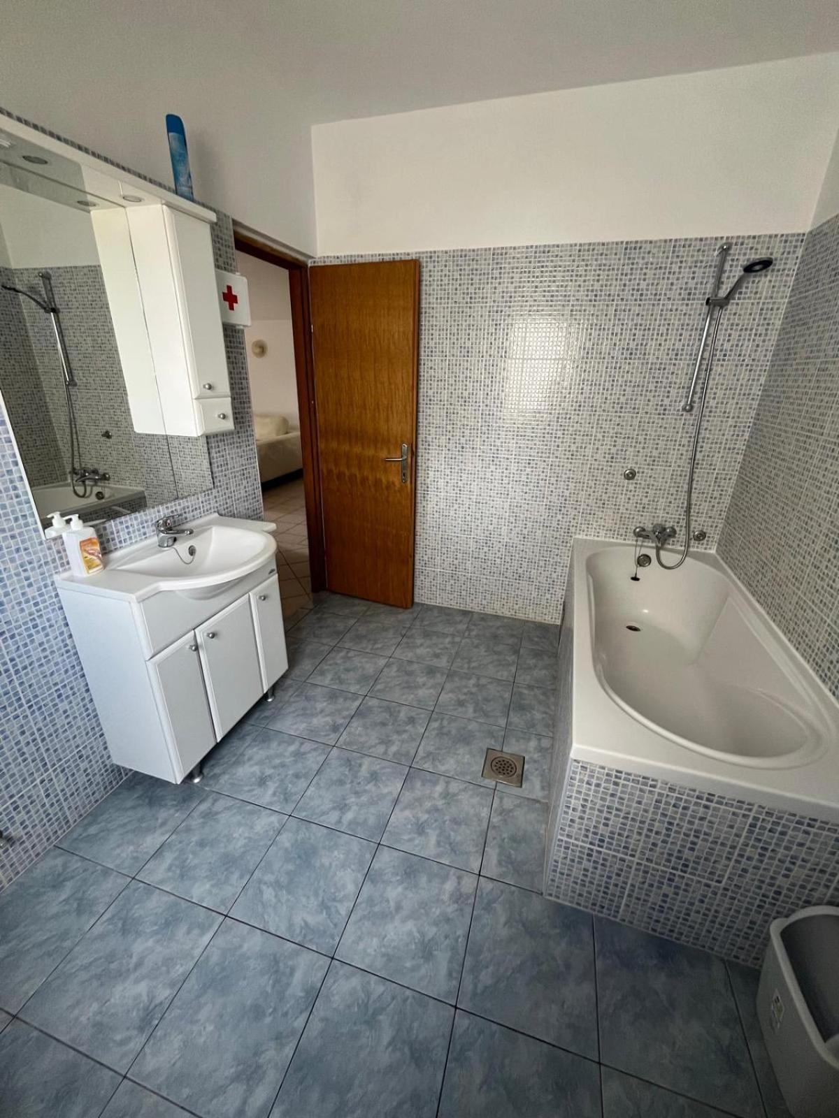 Apartman Maja Vir Exterior photo
