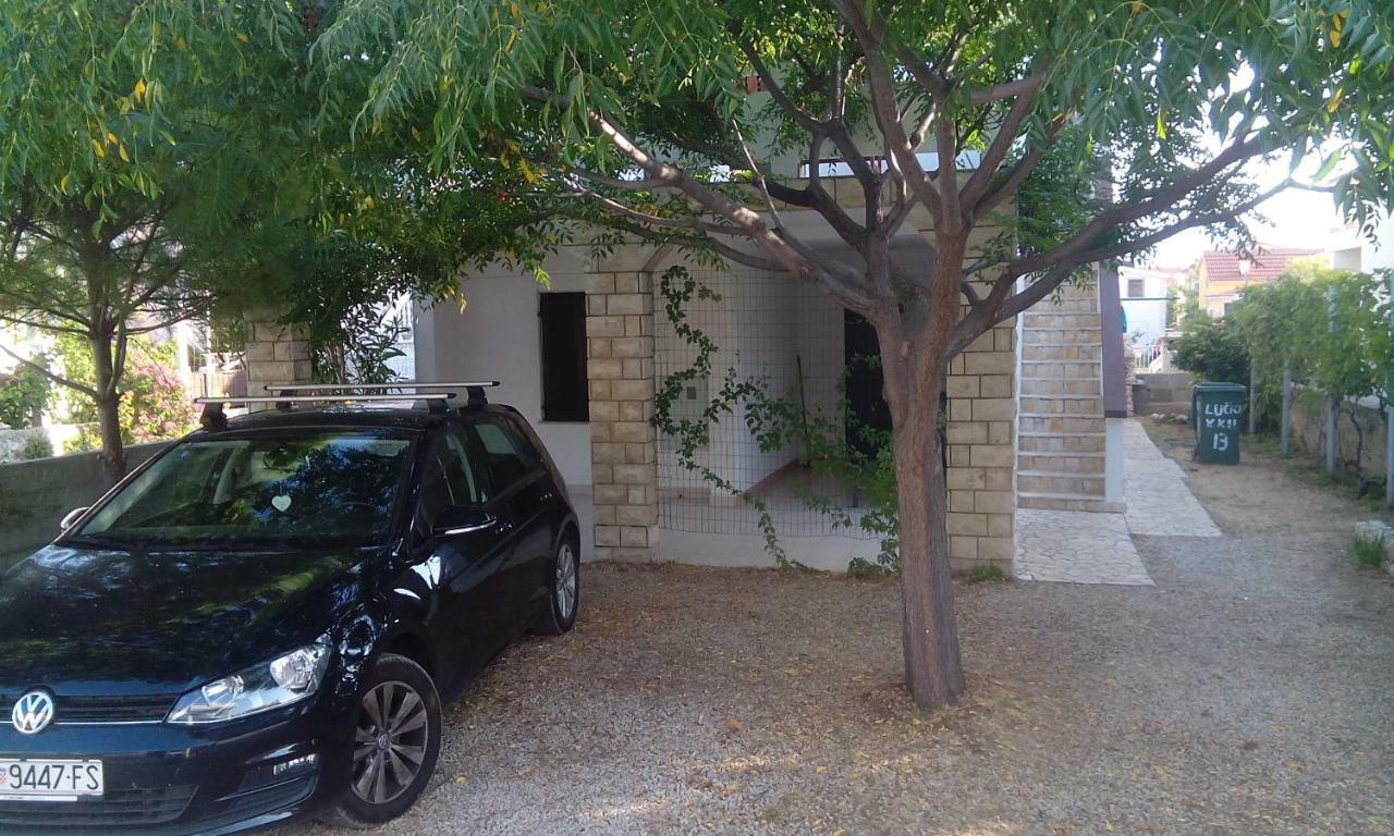 Apartman Maja Vir Exterior photo